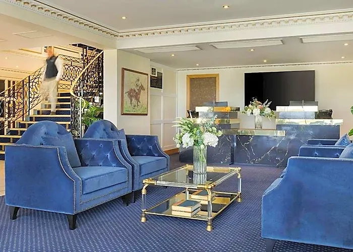 Polo Club - Hotel